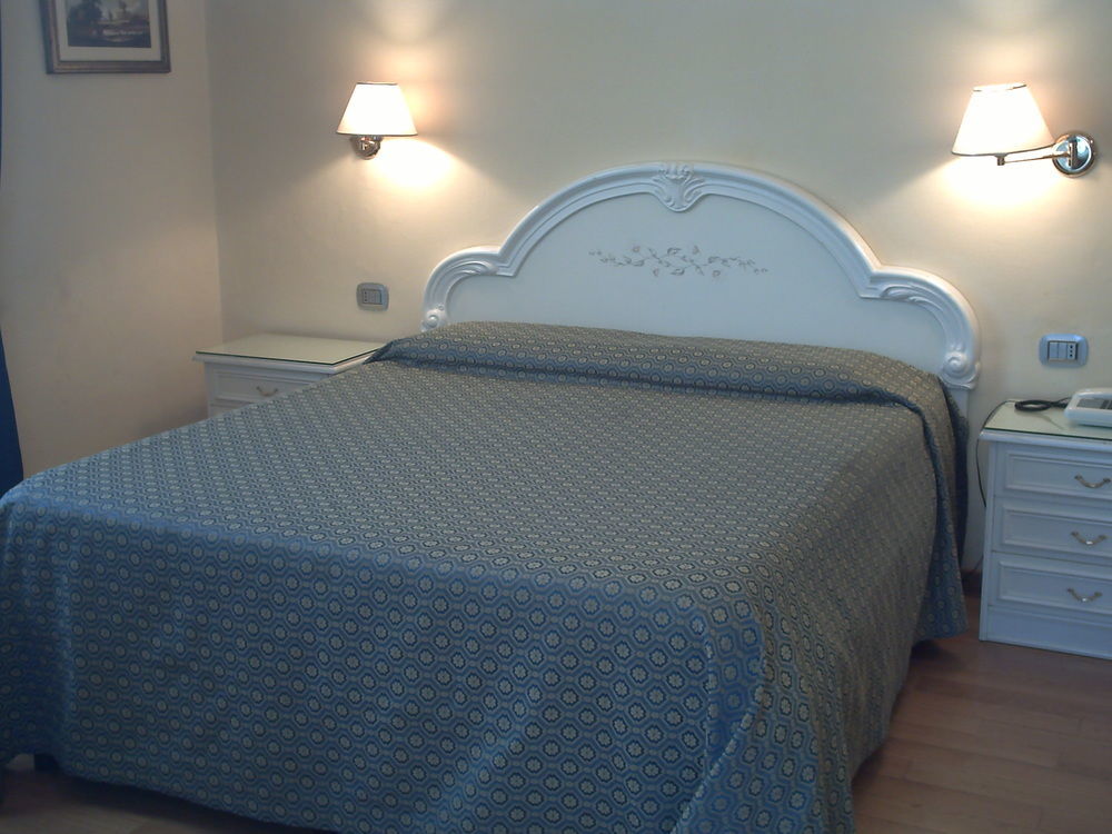 Hotel Annabella Roof Terrace Firenze Kültér fotó
