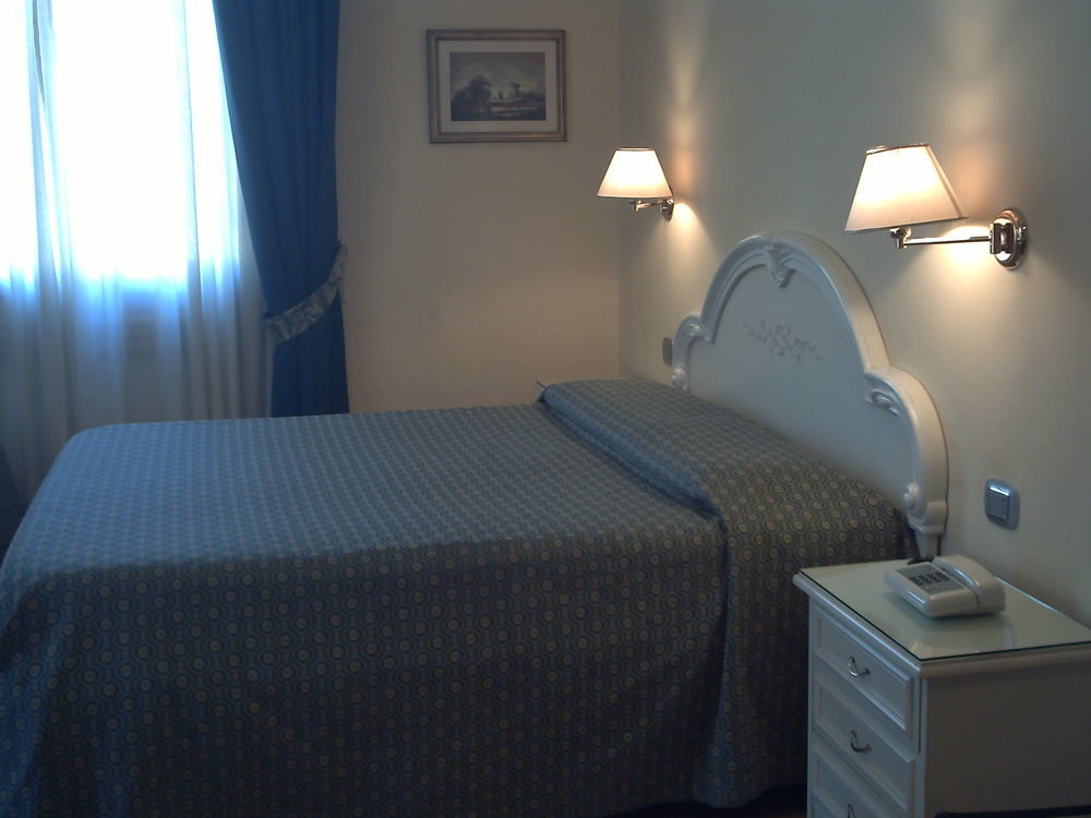 Hotel Annabella Roof Terrace Firenze Kültér fotó