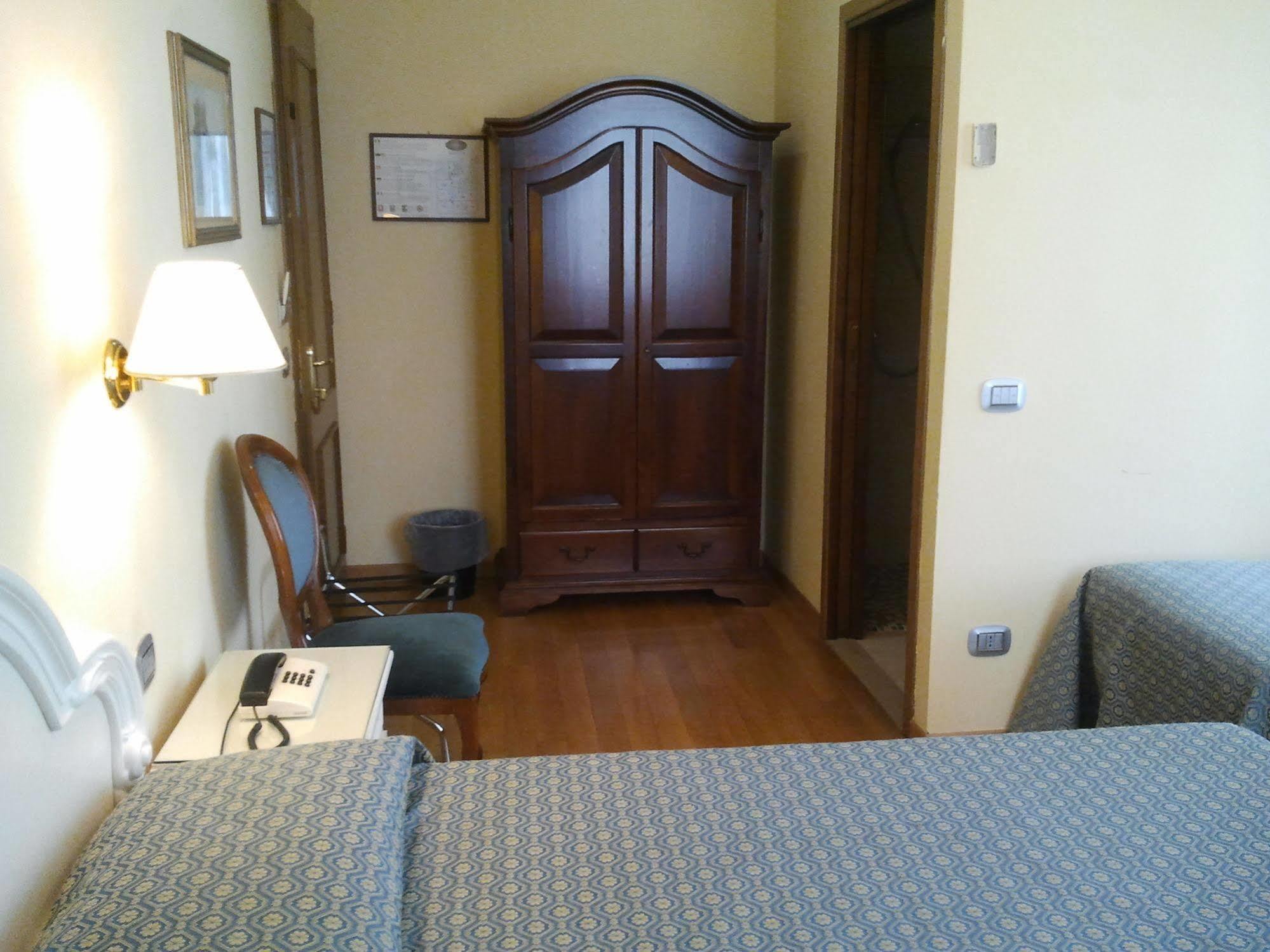 Hotel Annabella Roof Terrace Firenze Kültér fotó